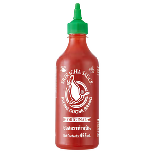 Flying Goose Sriracha Hot Chilli 455ml | Auckland Grocery Delivery Get Flying Goose Sriracha Hot Chilli 455ml delivered to your doorstep by your local Auckland grocery delivery. Shop Paddock To Pantry. Convenient online food shopping in NZ | Grocery Delivery Auckland | Grocery Delivery Nationwide | Fruit Baskets NZ | Online Food Shopping NZ Flying Goose Sriracha Hot Chilli 455ml provides a spicy and tangy kick to your dishes. Condiments and sauces delivered door to door for meal neccesities.